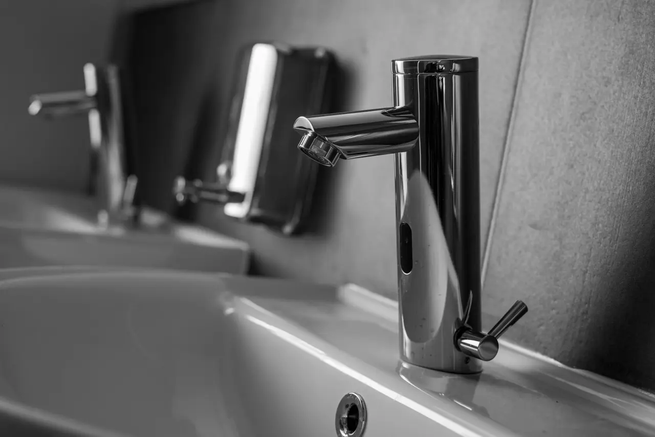 Fixture Installation and Replacement in Eagle Mountain