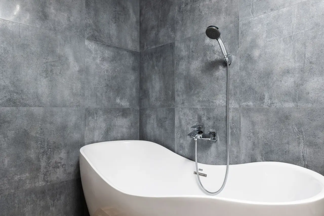 Shower and Bathtub Repair in Eagle Mountain